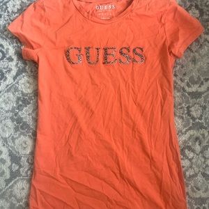 Size Small Guess T-Shirt